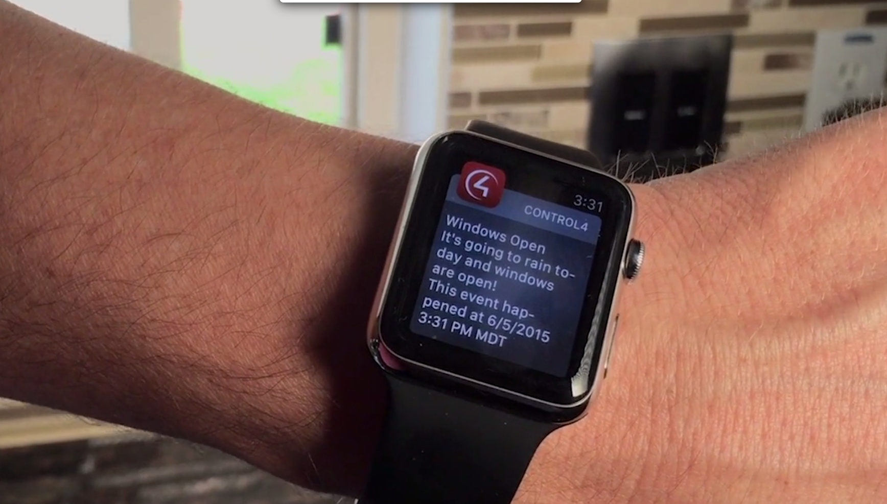Alerts from your Smart Home on your watch and mobile! [VIDEO]: alerts, push notifications, safety, security, smart home, 