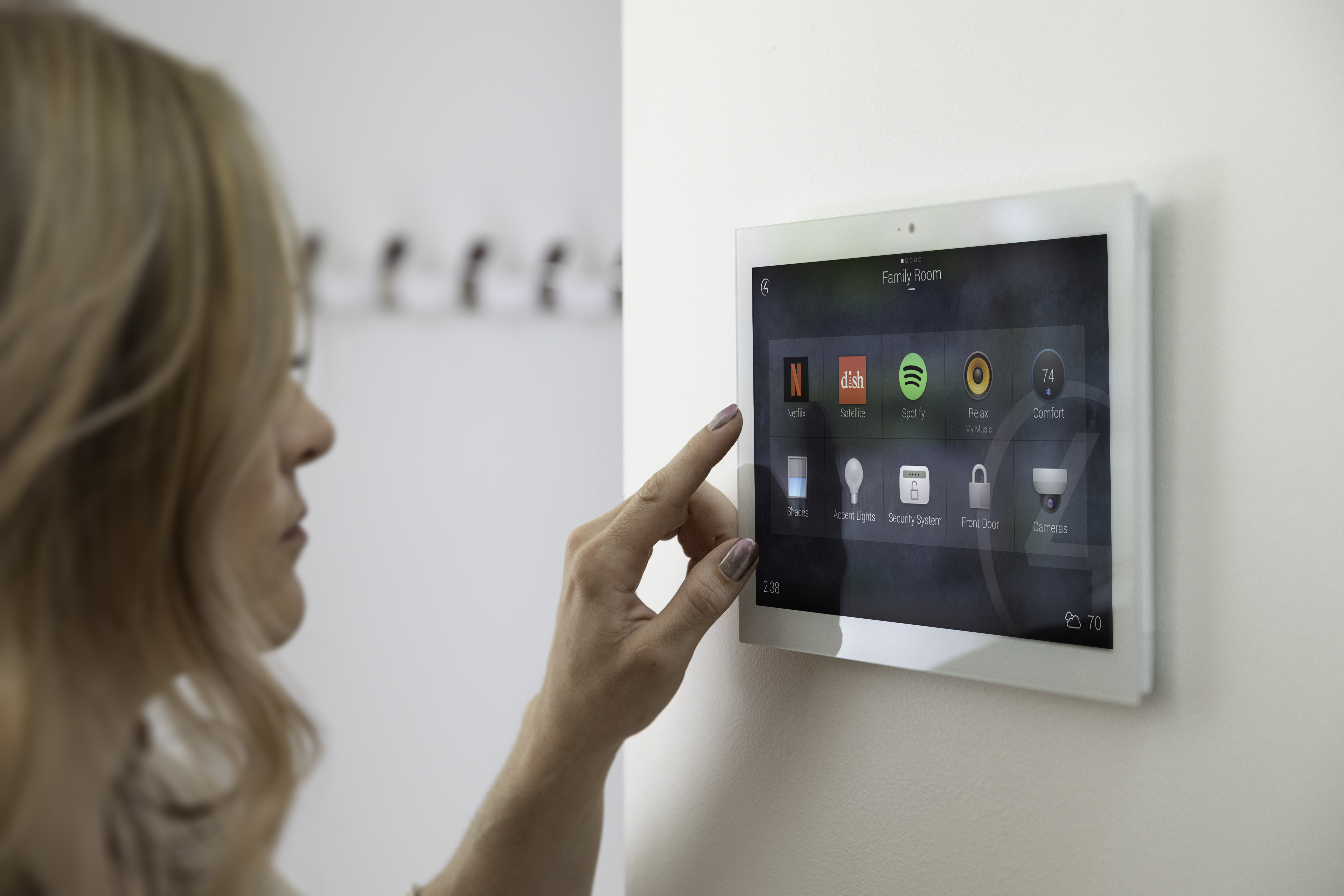 Connecting Technology and Design with a Smart Home OS: architect, interior design, smart home design, smart home professional, 